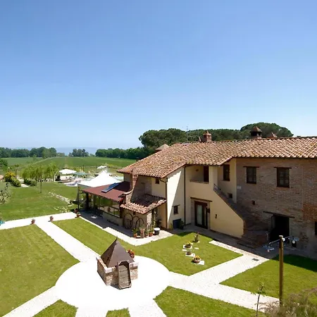 Fabelhaftes 8 Betten Holiday home Pucciarelli