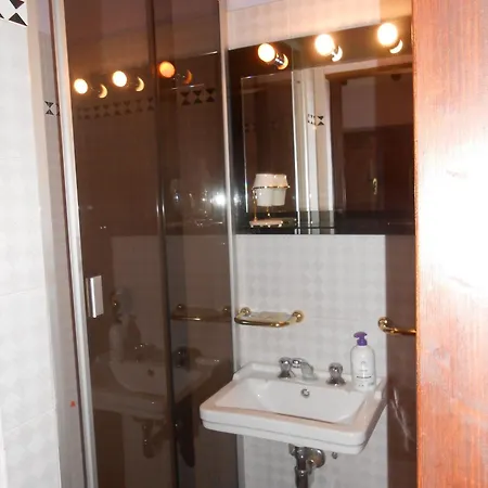 Holiday home Fabelhaftes 8 Betten Pucciarelli